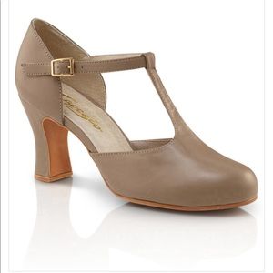 Capezio Closed Toe Tan T-strap Character Shoes!